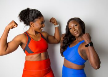 Roeitrainer oefeningen voor strakke armen: Bye bye kipfilets!