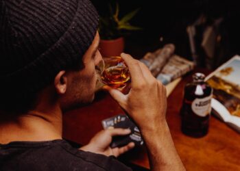 De drie gevaarlijkste verslavingen: gokverslaving, alcoholverslaving en drugsverslaving