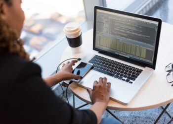 Drie onmisbare voordelen van voorraadbeheer software