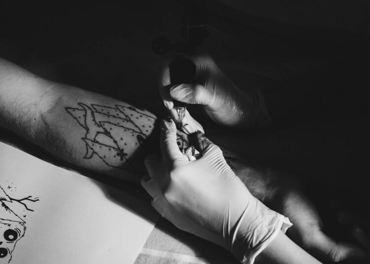 Uitgezocht: hoe pijnlijk is het zetten van een tattoo nu echt?