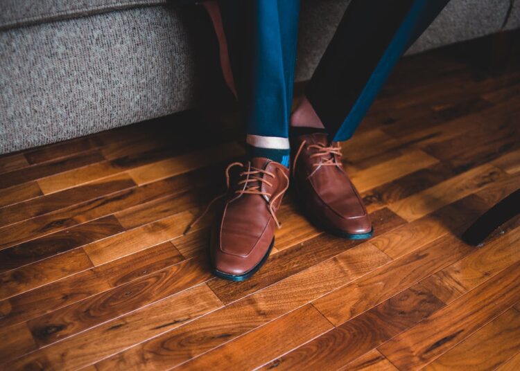 De keuze tussen instapboots of veterboots als nette werkschoenen
