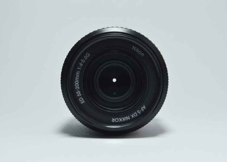 Canon lens versus Nikon lens