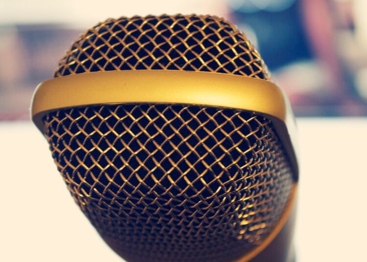 Hoe Roxy Dekker van TikTok-sensatie uitgroeide tot ster