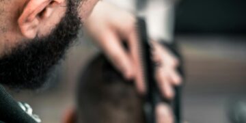 Kort haar mannen opgeschoren: stijlvol, fris en makkelijk te dragen